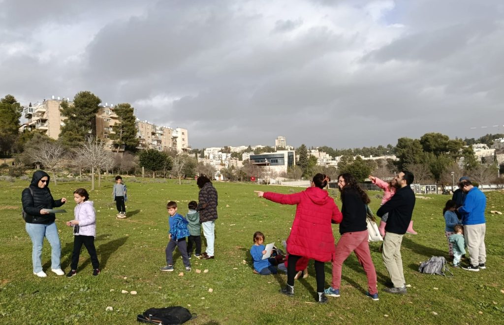 פעילות ספירה בעמק הצבאים בירושלים עם השגריר שמוליק פרידמן